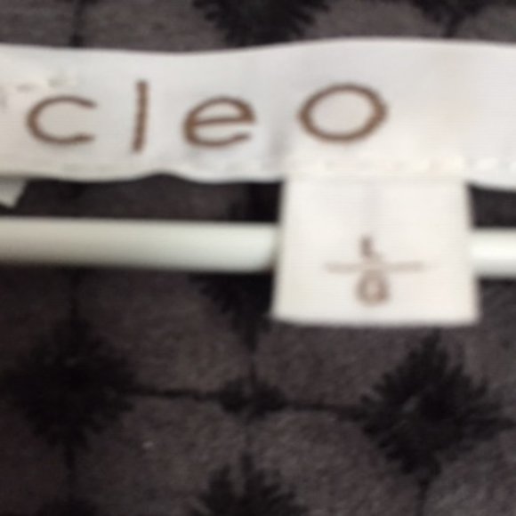 CLEO WOMEN'S DRESS BLOUSE.  SIZE L.  MUTI COLOR - Picture 3 of 3